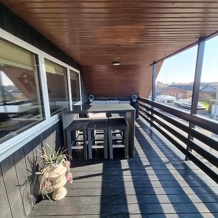 Surfers Lounge * Hvide Sande