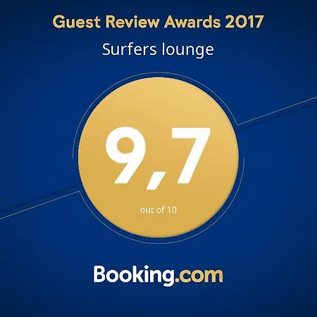 Surfers Lounge