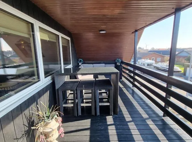 Surfers Lounge * Hvide Sande
